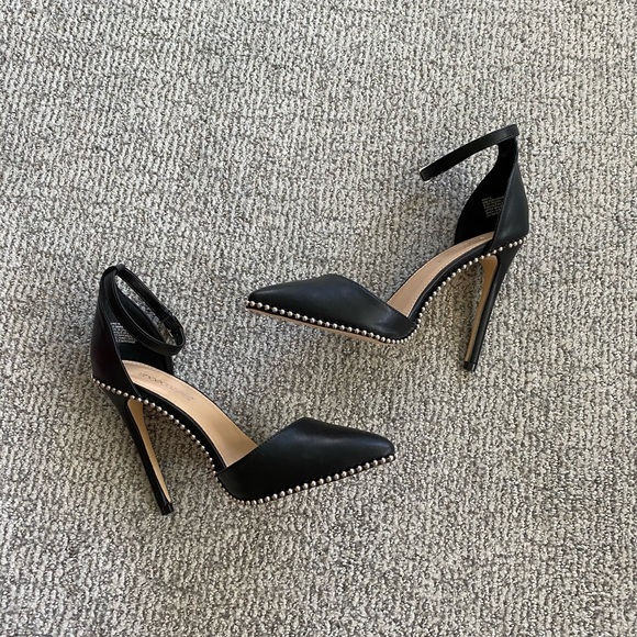 Shoe Dazzle Shoes - 🤩Beautiful Black Pumps🤩